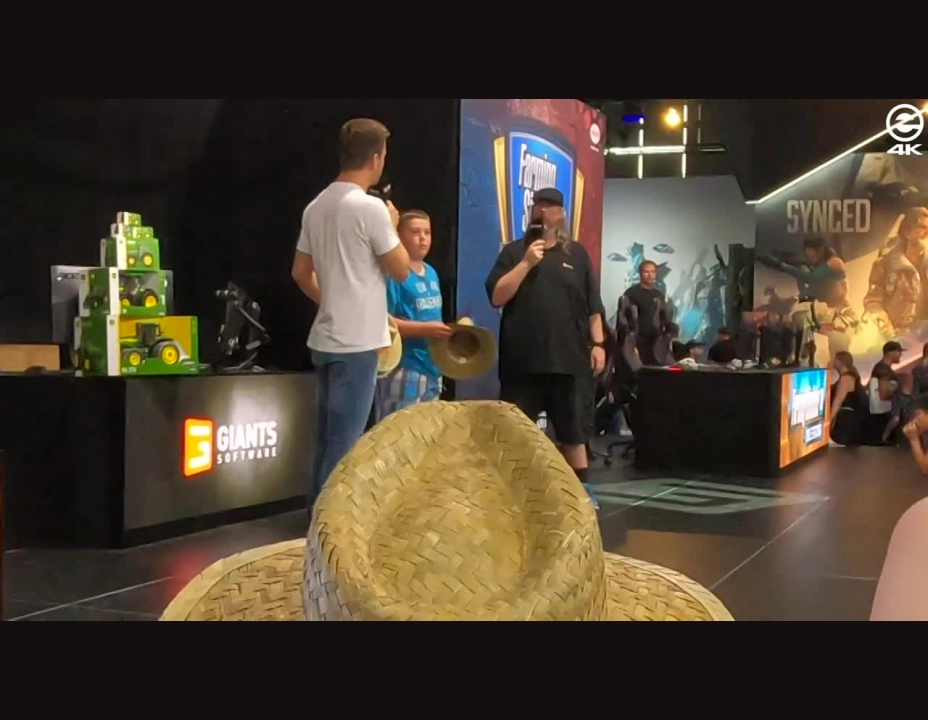 Landwirtschafts-Simulator 22 - Giants Bühnenshow mit der Bale Stacking Meisterschaft